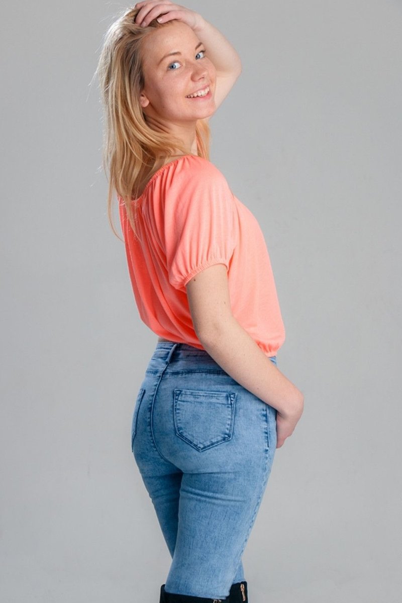 Ирина, 22 года, 2 размер груди